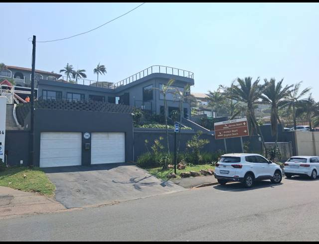 5 BEDROOM HOUSE FOR SALE IN BLUFF